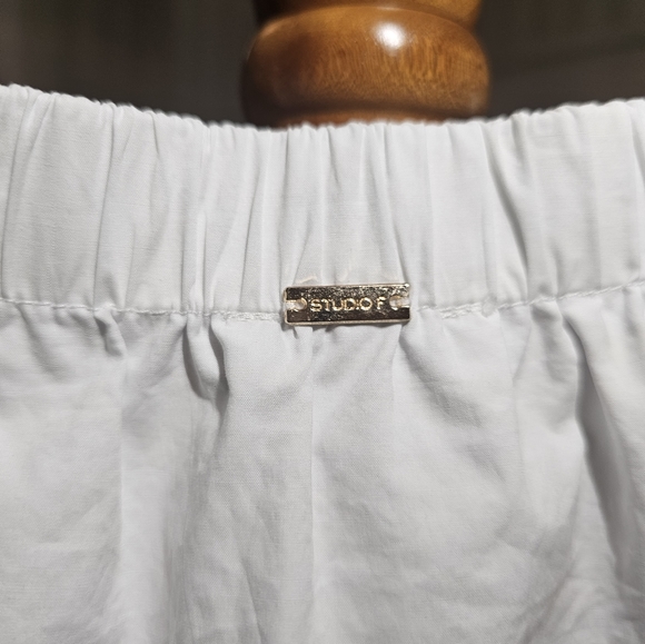 StudioF Ruffle Sleeves Top - Picture 7 of 8